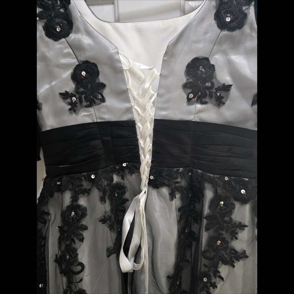 EUC Grace Karin Elegant Black and White Embroidered Floorlength Formal Gown - Picture 8 of 9